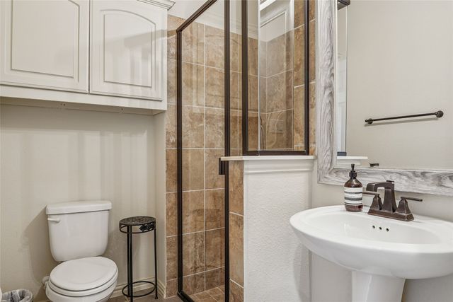 1404 Taylor Lane, Mckinney, TX 75071