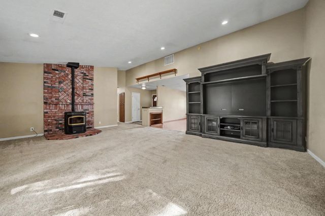 21580 Gayla Dr, Pine Grove, CA 95665