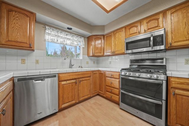 21580 Gayla Dr, Pine Grove, CA 95665