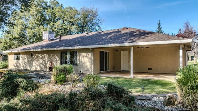 21580 Gayla Dr, Pine Grove, CA 95665