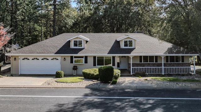 21580 Gayla Dr, Pine Grove, CA 95665