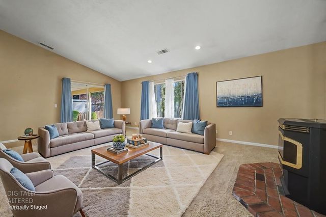 21580 Gayla Dr, Pine Grove, CA 95665