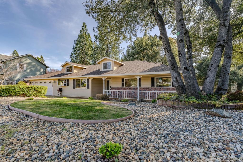 21580 Gayla Dr, Pine Grove, CA 95665
