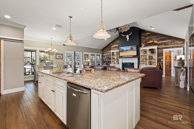 8593 Bay Pines Lane, Foley, AL 36535