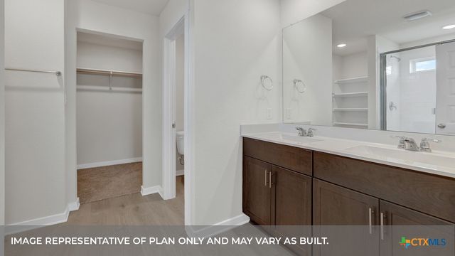 610 RADLEY Road, Lockhart, TX 78644