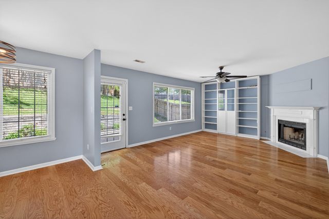 793 Vermillion Peak Pass, Lexington, KY 40515