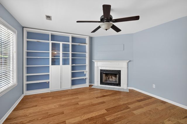 793 Vermillion Peak Pass, Lexington, KY 40515