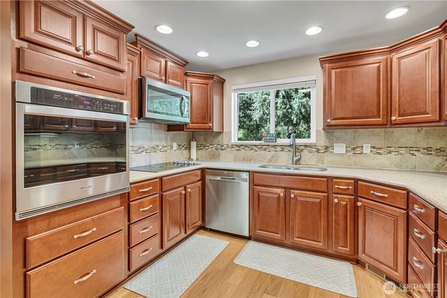 22710 253rd Avenue SE, Maple Valley, WA 98038
