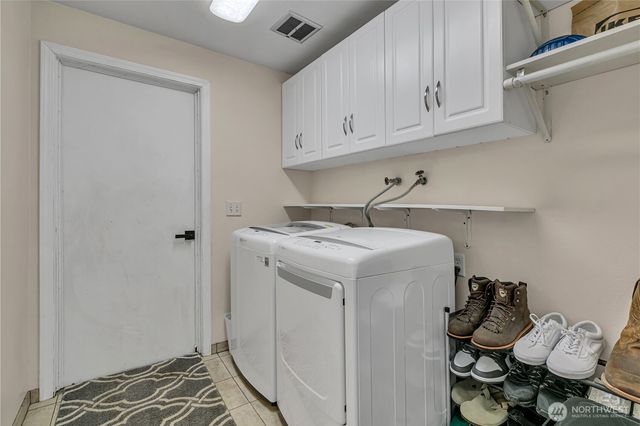 22710 253rd Avenue SE, Maple Valley, WA 98038
