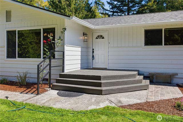 22710 253rd Avenue SE, Maple Valley, WA 98038