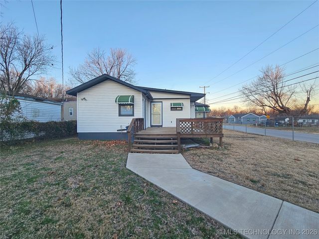 2149 N Delaware Place, Tulsa, OK 74110