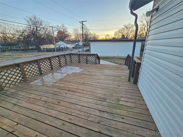 2149 N Delaware Place, Tulsa, OK 74110