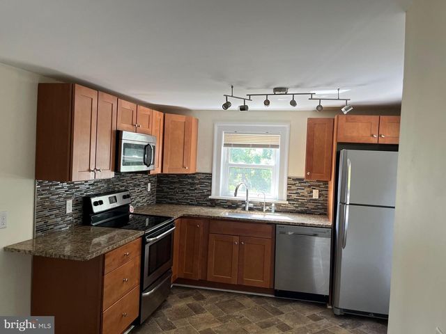 961 DOWNINGTOWN PIKE, West Chester, PA 19380