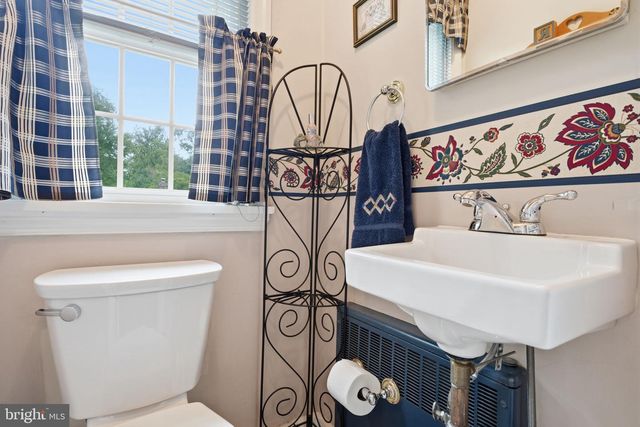 37 BROOKSIDE DR, Feasterville Trevose, PA 19053