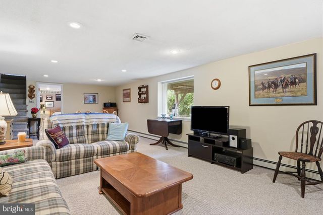 37 BROOKSIDE DR, Feasterville Trevose, PA 19053