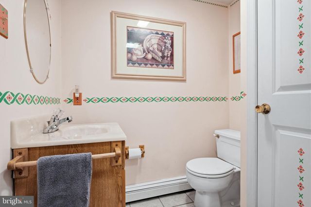 37 BROOKSIDE DR, Feasterville Trevose, PA 19053