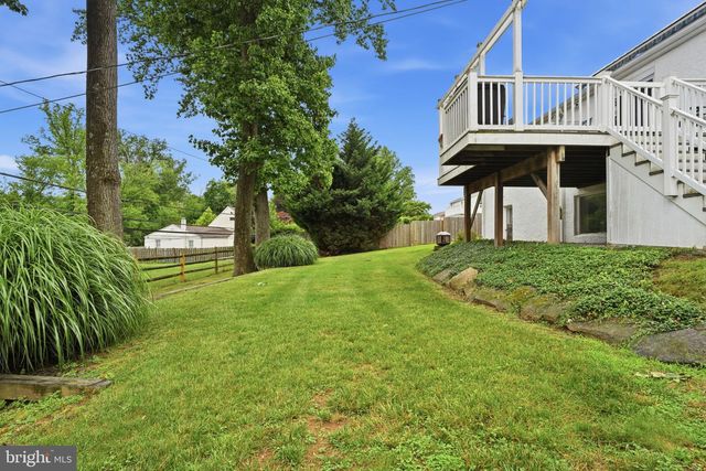 37 BROOKSIDE DR, Feasterville Trevose, PA 19053