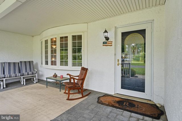 37 BROOKSIDE DR, Feasterville Trevose, PA 19053