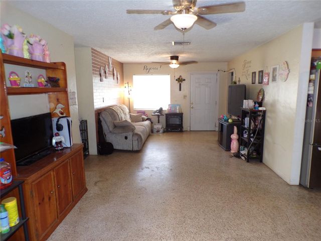 5606 87TH AVENUE N, Pinellas Park, FL 33782