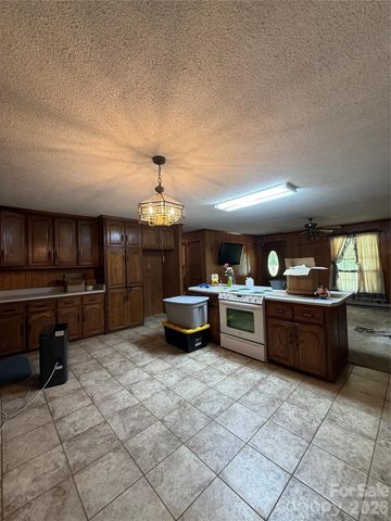 6201 Sapp Road, Rockwell, NC 28138
