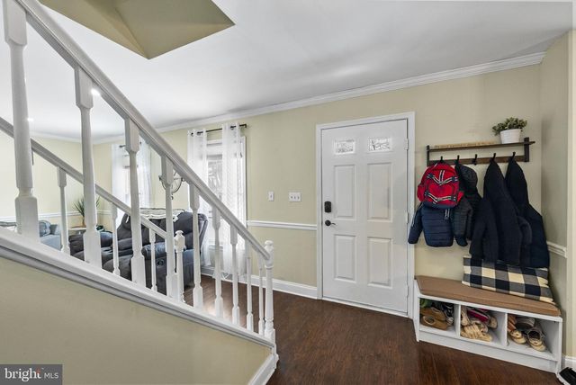 4 BIRCH RUN CT, Ewing, NJ 08628