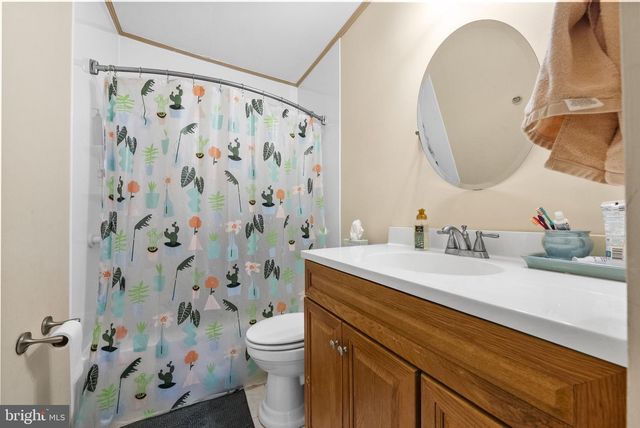 4 BIRCH RUN CT, Ewing, NJ 08628