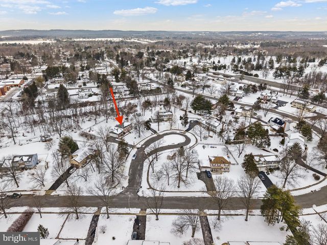 4 BIRCH RUN CT, Ewing, NJ 08628