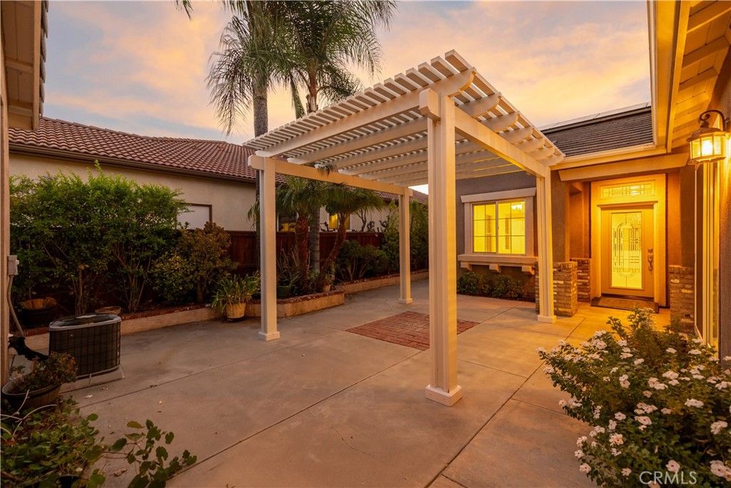 30394 Mirassou Circle, Murrieta, CA 92563 — photo 5