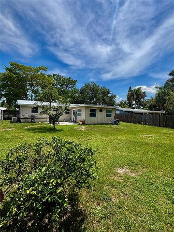 5809 Sullivan Rd, Jupiter, FL 33458