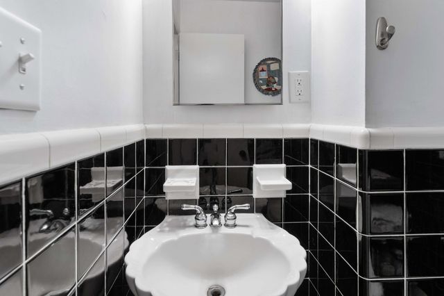 902 Fairfield Avenue, North Augusta, SC 29841