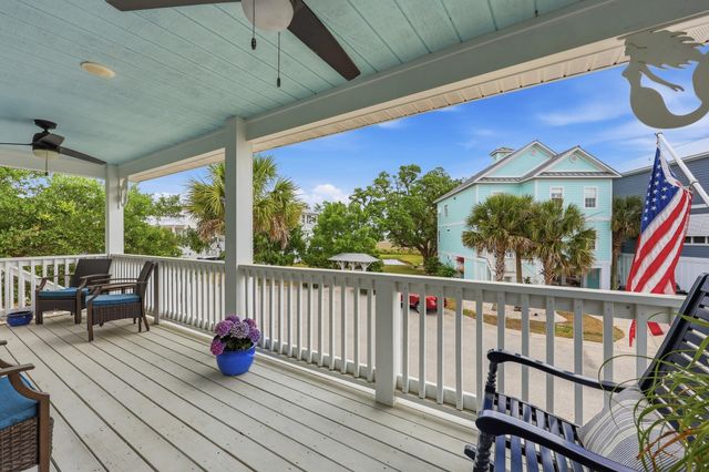 119 Enclave Pl., Pawleys Island, SC 29585