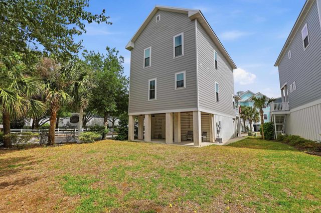 119 Enclave Pl., Pawleys Island, SC 29585
