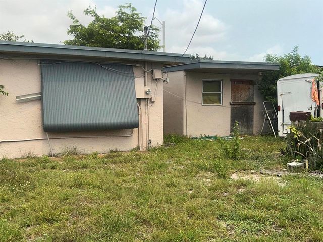430 NW 30th Avenue, Fort Lauderdale, FL 33311