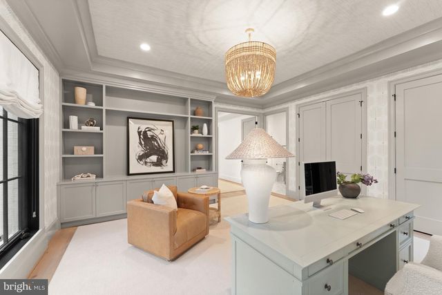 8230 WELLER AVE, Mclean, VA 22102