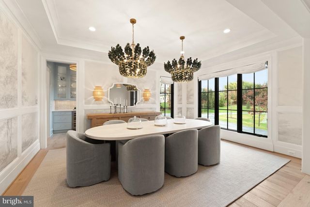 8230 WELLER AVE, Mclean, VA 22102