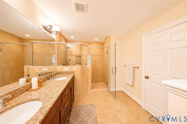 5421 Hickory Ann Dr, Glen Allen, VA 23059