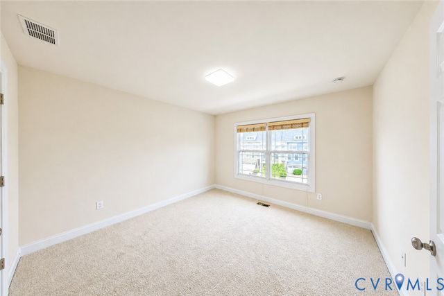 5421 Hickory Ann Dr, Glen Allen, VA 23059