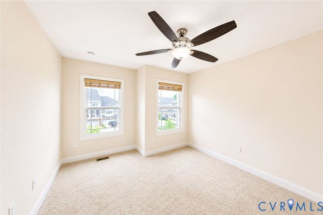 5421 Hickory Ann Dr, Glen Allen, VA 23059