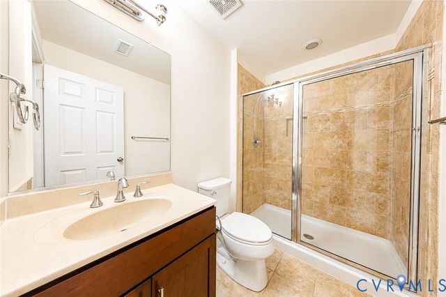 5421 Hickory Ann Dr, Glen Allen, VA 23059