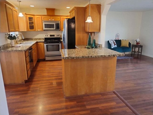 2145 Springbrook, Medford, OR 97504