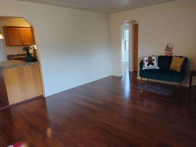 2145 Springbrook, Medford, OR 97504