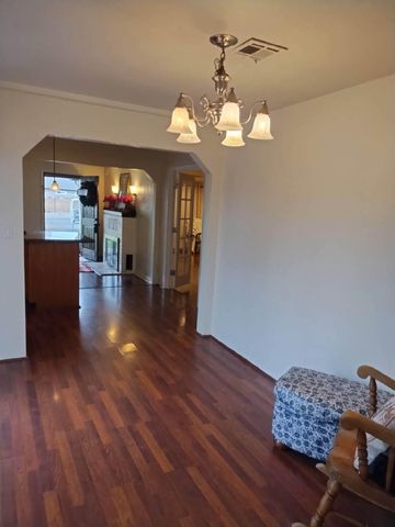 2145 Springbrook, Medford, OR 97504