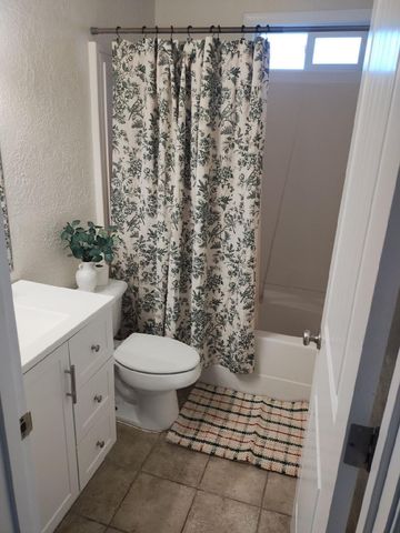 2145 Springbrook, Medford, OR 97504