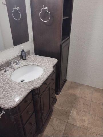 2145 Springbrook, Medford, OR 97504