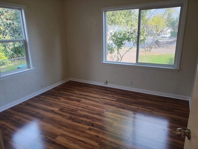 2145 Springbrook, Medford, OR 97504