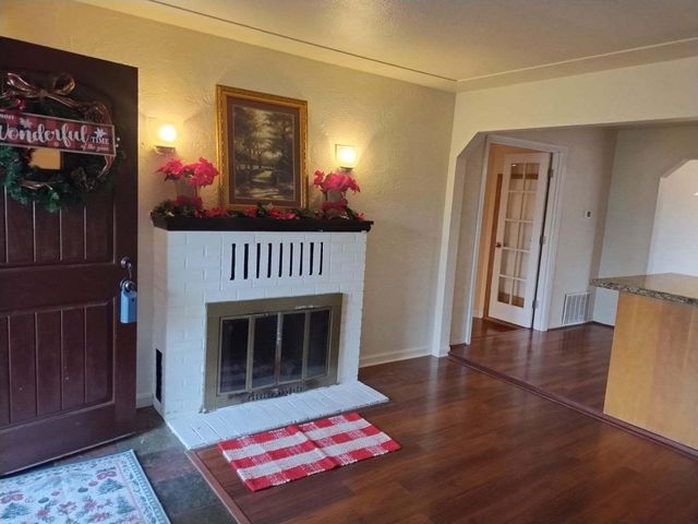 2145 Springbrook, Medford, OR 97504