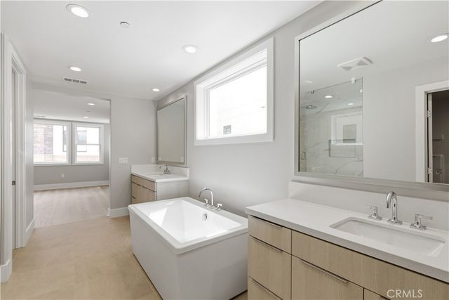 156 Apron, Irvine, CA 92618