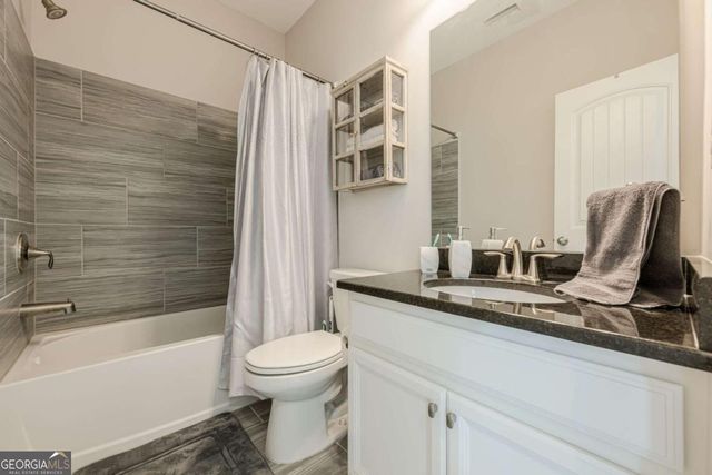 719 Topsail Lane, Alpharetta, GA 30005