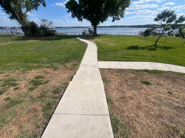 510 WINDERMERE DRIVE, Lakeland, FL 33809