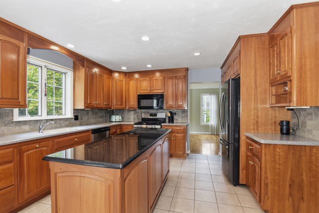 21 Evergreen Road, Norfolk, MA 02056
